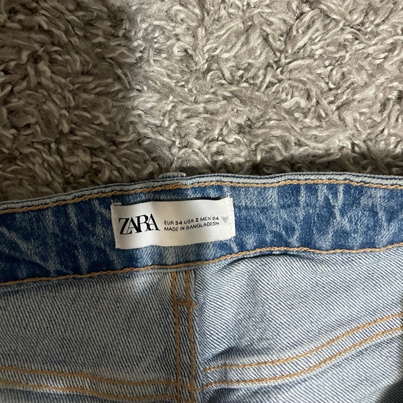 Zara jeans split leg size 26 - Picture 6 of 7
